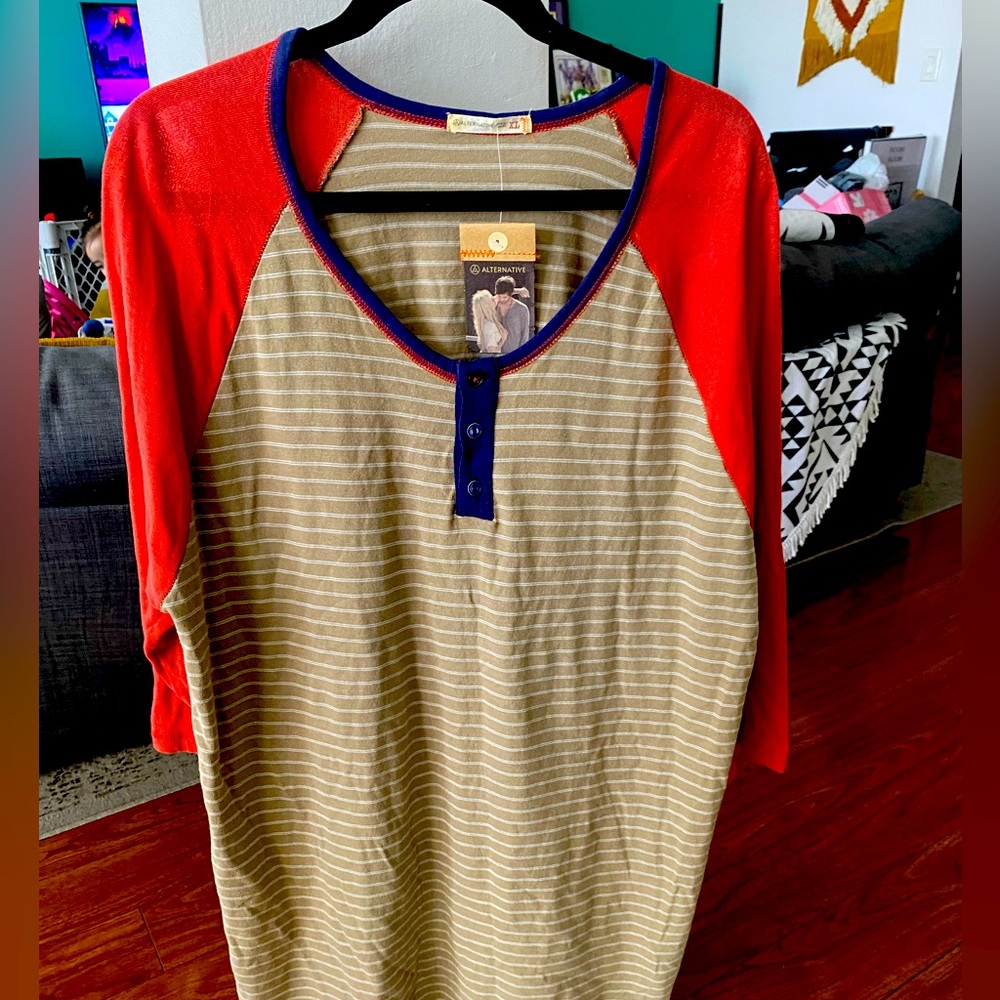 Alternative Raglan Henley shirt